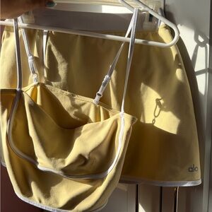 Alo Airbrush stream line bra top and skirt in butter / cream